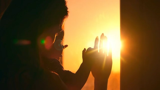 Helia padece una enfermedad ultrarrara de la que solo hay 55 pacientes diagnosticados.