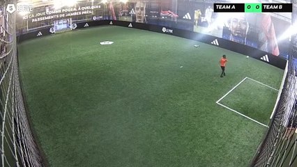 26/03 à 14:07 - Football Terrain 1 (LeFive Créteil)
