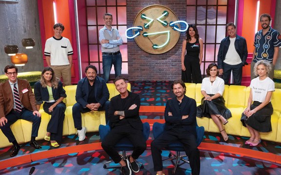 Siani, Pintus, Geppi Cucciari e il cast di LOL 5: «È più difficile non ridere che far ridere»