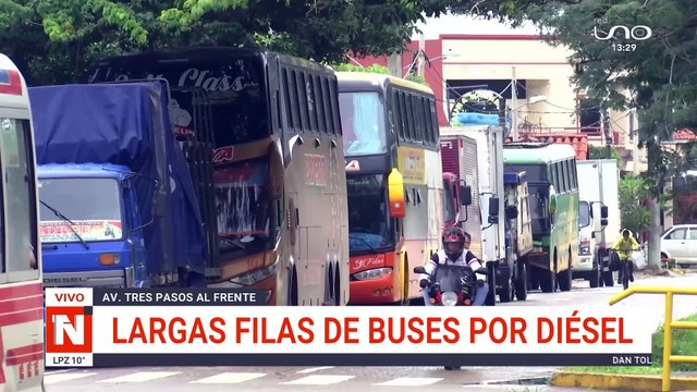 LARGAS FILAS POR DIÉSEL