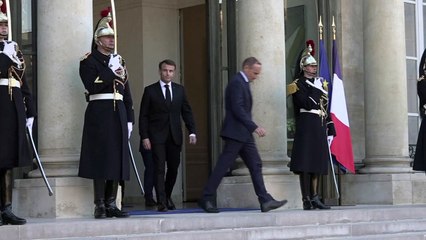 ماكرون يستقبل زيلينسكي عشية قمة دول "تحالف الراغبين"