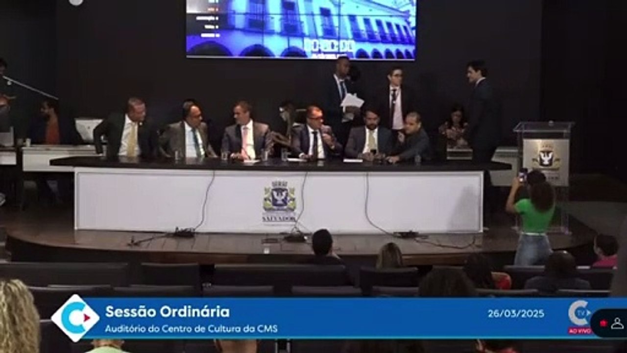 Vereadores protagonizam bate-boca na CMS e sessão é encerrada; assista