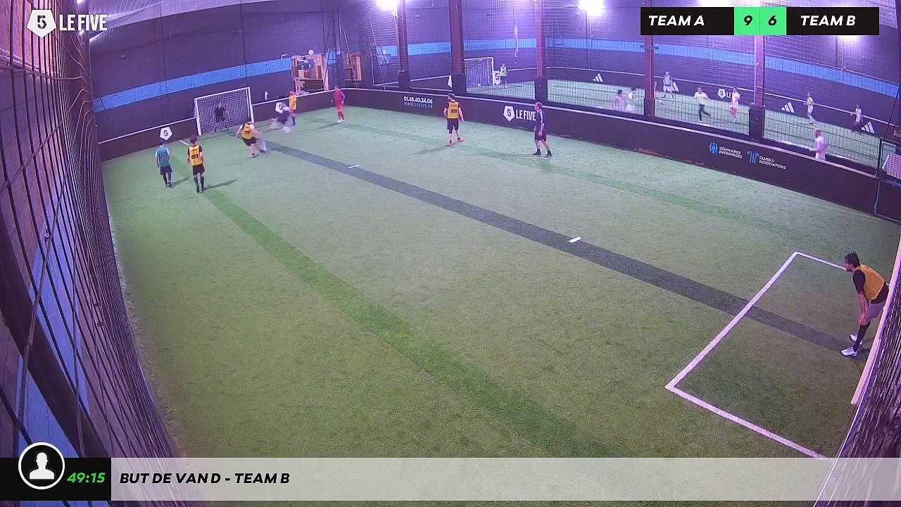 But de Van D - Team B