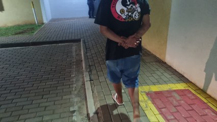 Mulher é presa por corrupção de menor após ser flagrada com garota que estava desaparecida