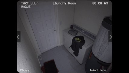 CETTE MAISON EST ETRANGE(Alternate watch)