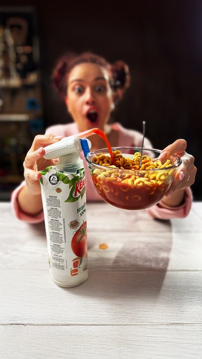 Viral online hacks are tested!  dispenser gadget, gel to powder transformation powder, lighter sealing hack 😜