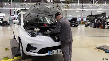 Inside Renault's recycling factory