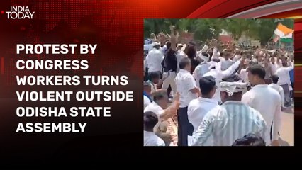 Congress workers clash with police outside Odisha state assembly