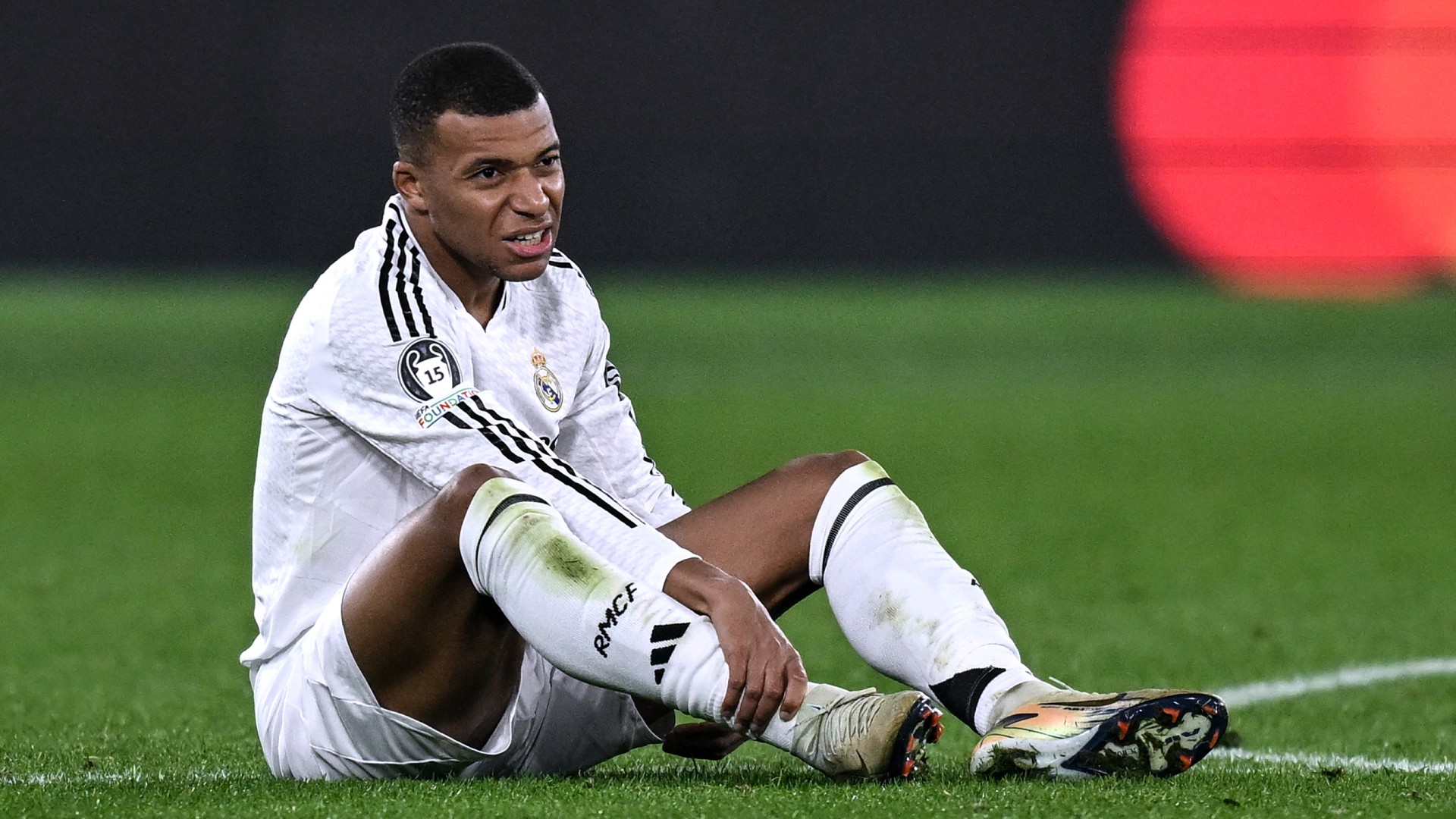 'Handsome' - Mbappe meets wax statue at Madame Tussauds