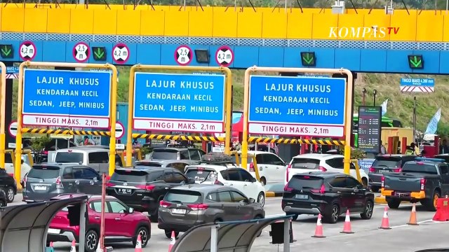Gerbang Tol Kalikangkung Ramai Lancar, Skenario One Way Belum Sampai pada Kamis Sore (27/3/2025)