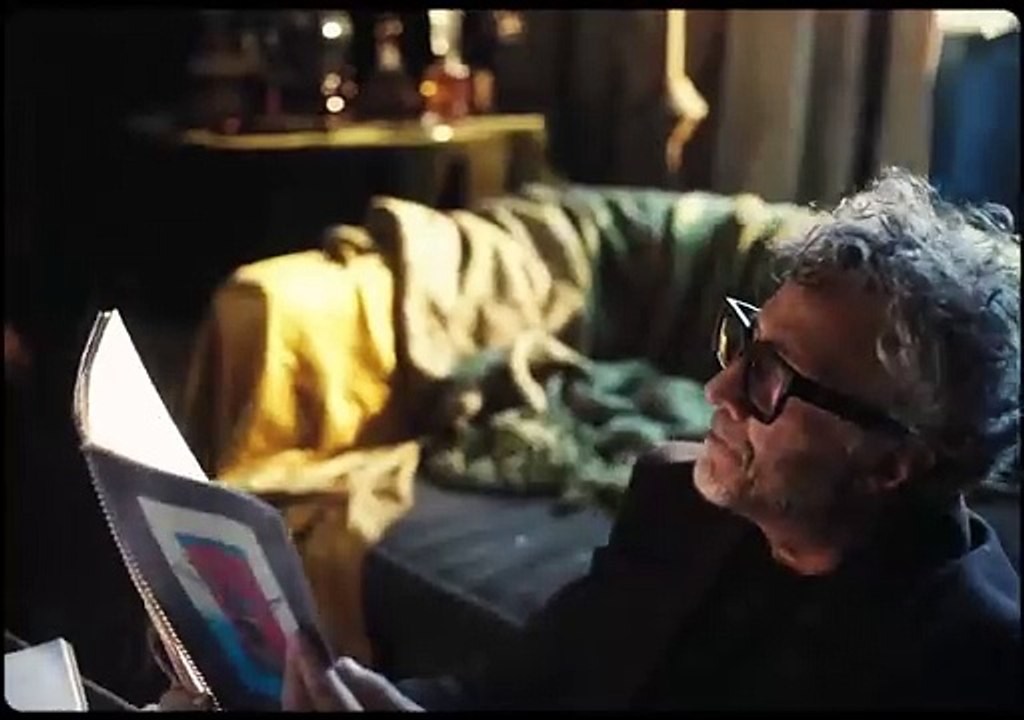 Fito Paez - Cuando el Circo Llega al Pueblo (Video Oficial)