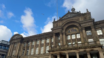 Bin strike escalates as Councillor quits union