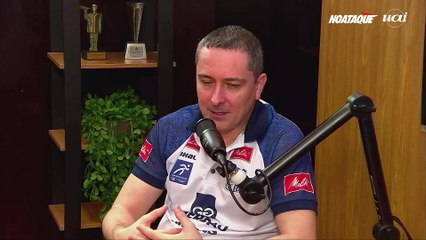 Nicola se rende a Thaisa e brinca: é quem mais manda, briga e cobra no Minas