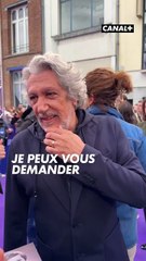 On a fait signer de vieilles photos à Alain Chabat et il n'a pas bougé d'un pouce depuis ses 45 ans 😅