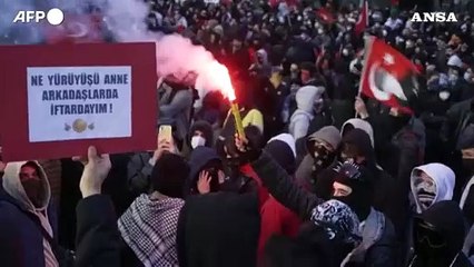 A Istanbul 41 arresti nelle proteste, domenica un derviscio tra i manifestanti