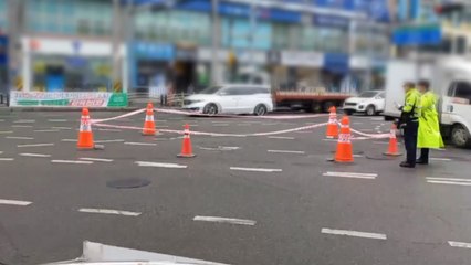 "도로에 물 차올라"...상수도관 파열로 조치 / YTN