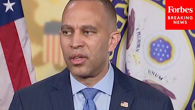 Hakeem Jeffries Details Democrats' Response To Trump Administration Deporting Foreign Students