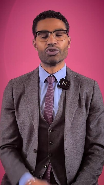 Dans "Je dois faire du cash, Boy", l'auteur @ahmed_bouzouaid retrace l'histoire des entrepreneurs issus des quartiers populaires. Le parcours audacieux de ceux à qui on ne dicte pas leur place !