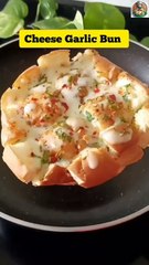 Cheese garlic bun