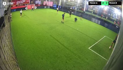27/03 à 20:03 - Football Terrain 2 (LeFive Créteil)