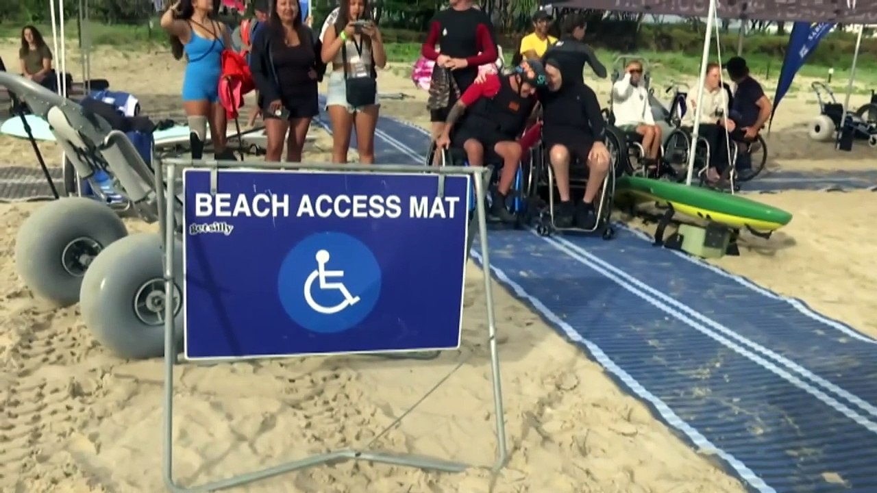 Australian Pro Adaptive Surfing Championships athletes swear by 'ocean therapy'