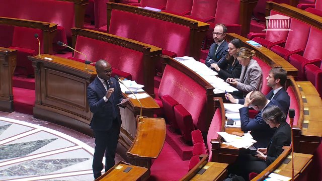1ère séance : Questions sur le thème : Transparence, efficacité et impact de l’aide publique au développement ; Débat sur le thème : Conditions de travail et de détention dans les prisons françaises - Jeudi 27 mars 2025