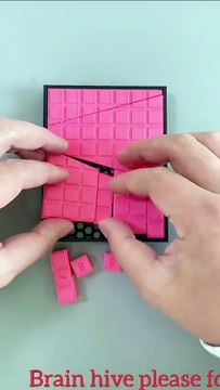 Can you fit the three square pieces into the frame?#puzzles