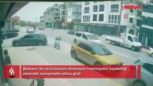 Hızlı otomobil kamyonetin altına girdi