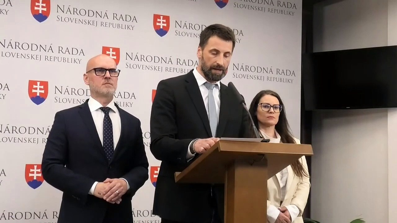 ZÁZNAM: Opozícia: V reakcii na americké clá musí vláda šetriť a podporovať ekonomiku