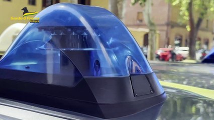 GDF BOLOGNA: MURATORE SENZA PARTITA IVA NASCONDE 250 MILA EURO (28.03.25)