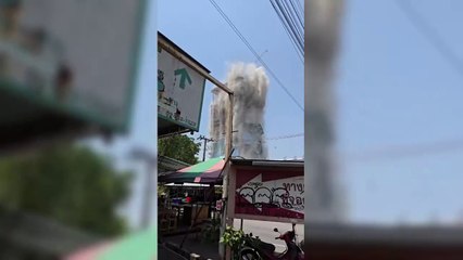 Terremoto, il momento del crollo a Bangkok: il grattacielo si briciola