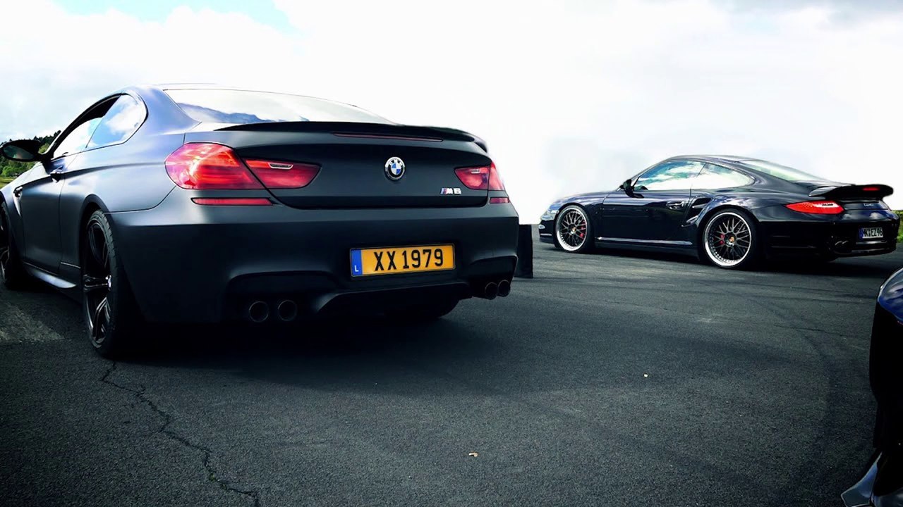 BMW M6 vs Porsche 911 Turbo 997 Drag Race Acceleration Sound