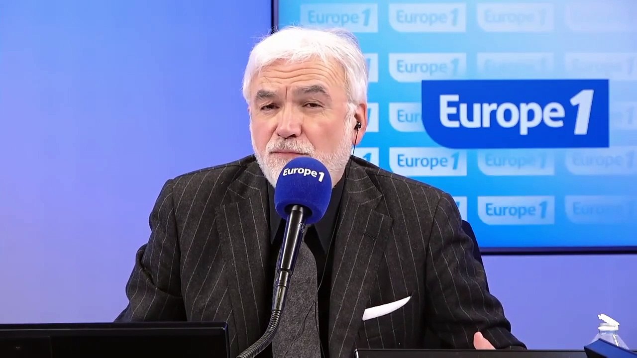 Pascal Praud et vous - «Une matière putride» : Christophe Hondelatte évoque le traitement des faits divers dans les médias après l'affaire Grégory