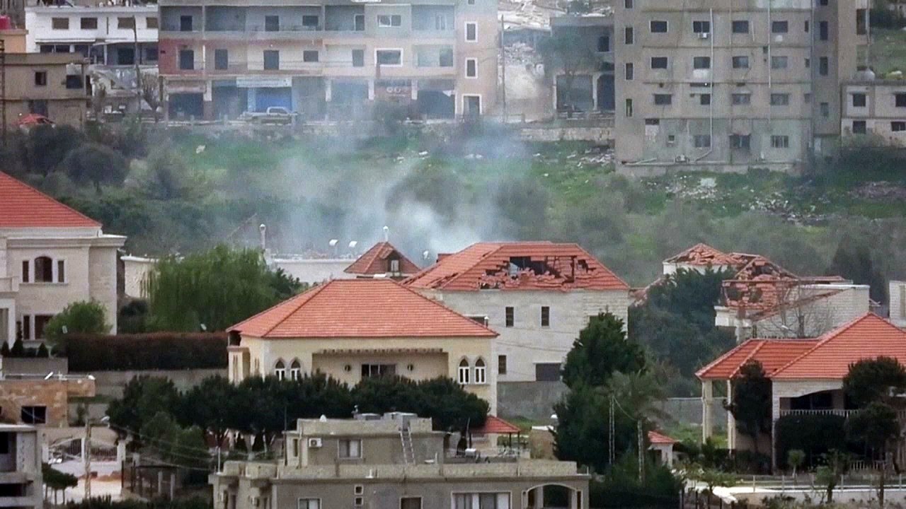 إسرائيل تشن غارات جديدة على لبنان بعد إطلاق صاروخين من جنوبه باتّجاه أراضيها