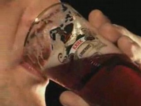 Bière mort subite kriek et son verre