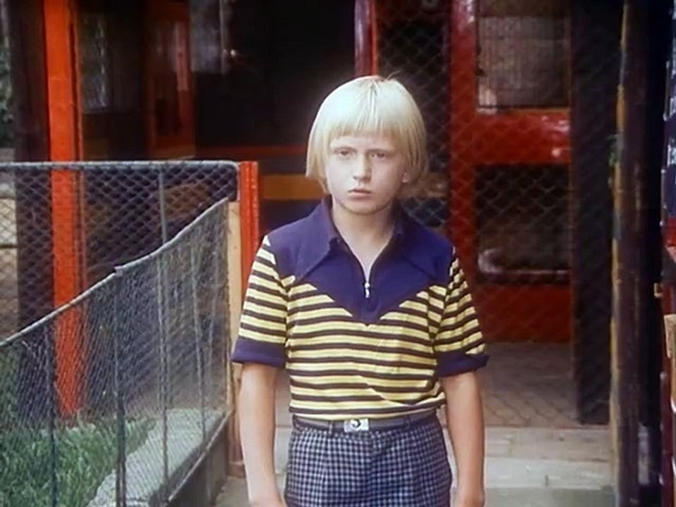 Sie kam aus dem All  E04 - Der Ueberfall