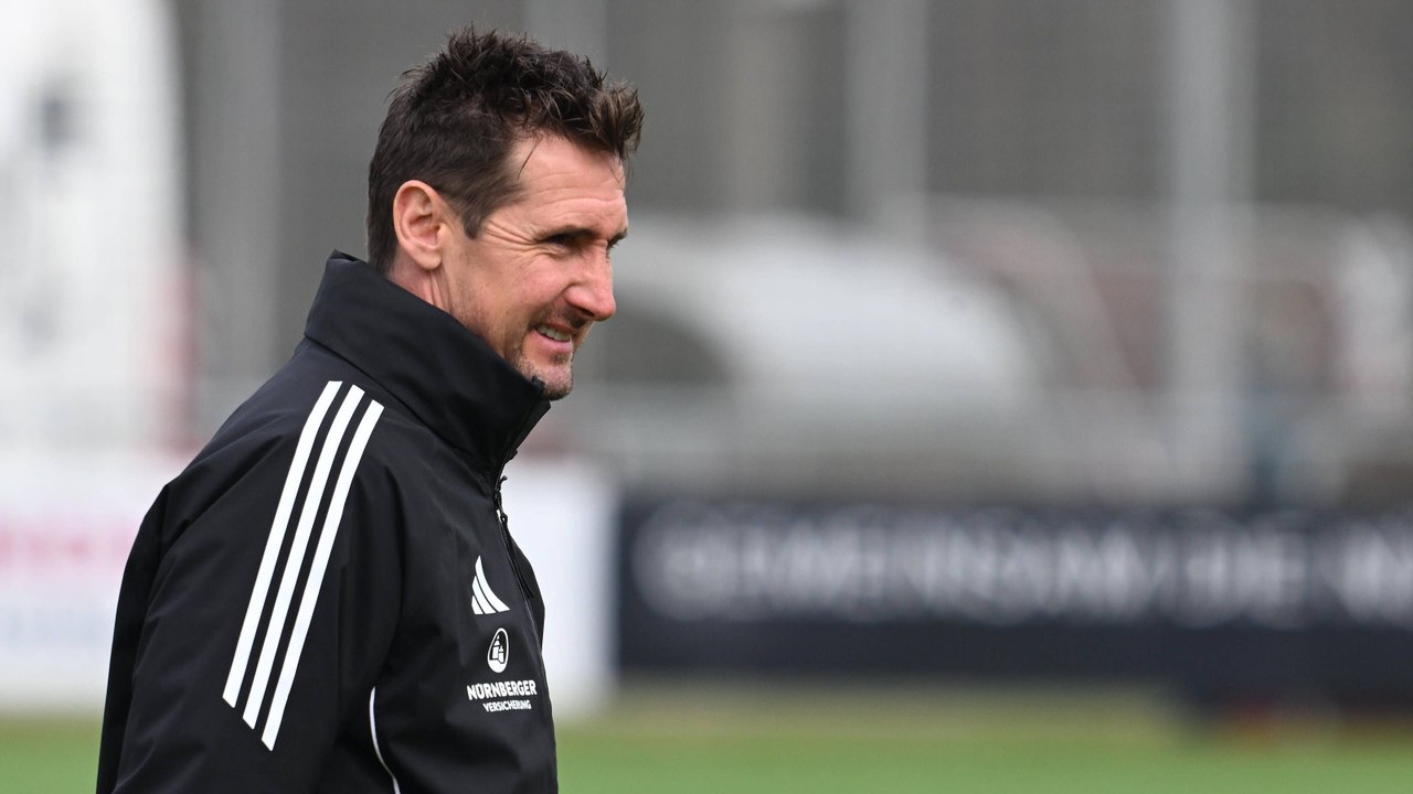 Klose scherzt über das Ziel CL: 'Paar Jahre, bis wir aufsteigen'