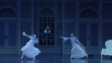 Count Dracula Ambushes Lucy Westenra (Dracula Ballet) 1080p - Polish National Opera