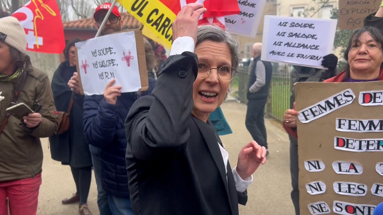 Sandrine Rousseau visée par un jet d'œufs
