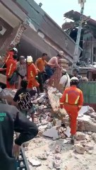 Terremoto de 7,7 en Birmania