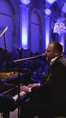 140 anni di Carlino: l'esibizione di Raphael Gualazzi