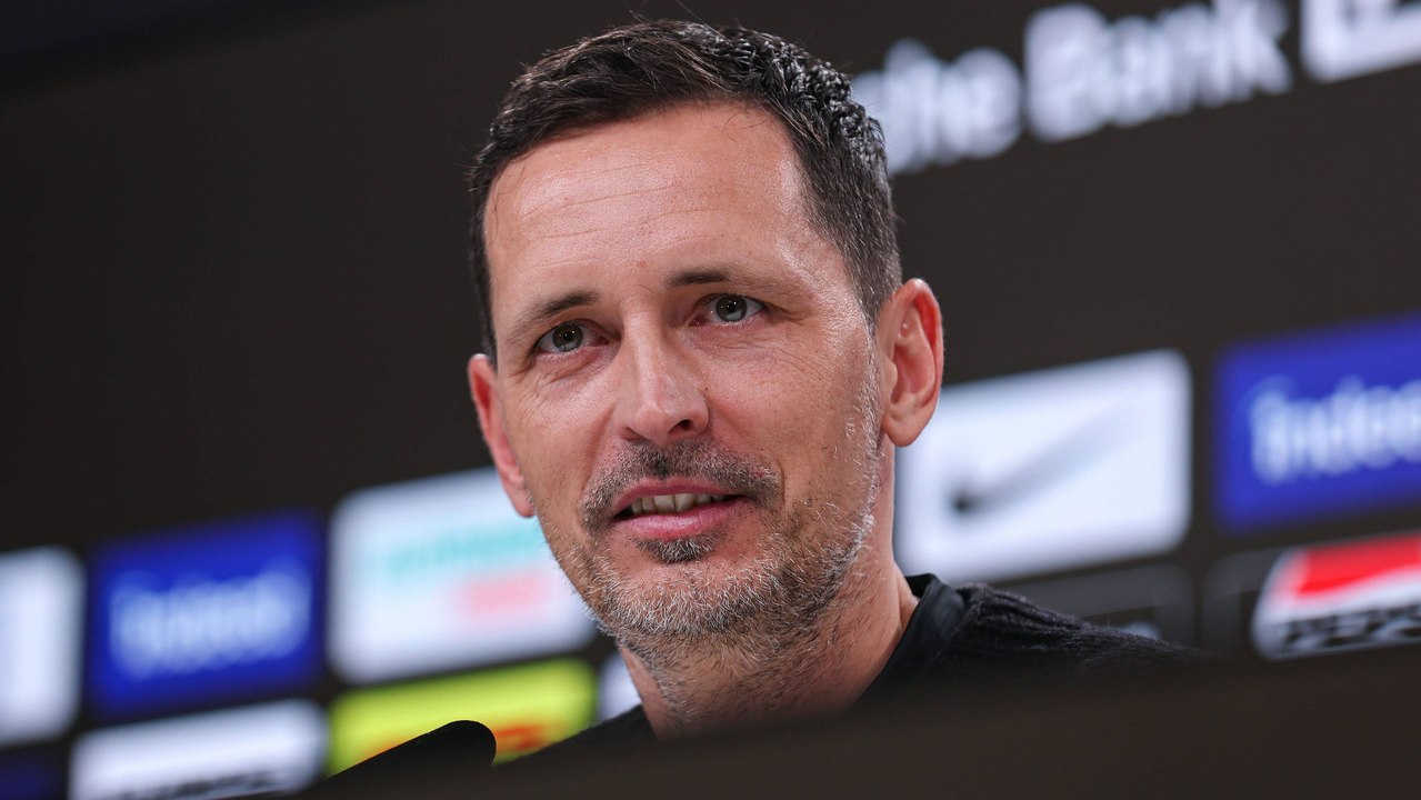 Toppmöller scherzhaft: 'Du meinst Woltemessi?'