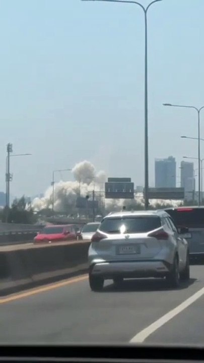 Earthquake in Thailand, a building fell down