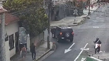 OIJ busca al chofer que manejó contravía y atropelló a vecino de Barrio México