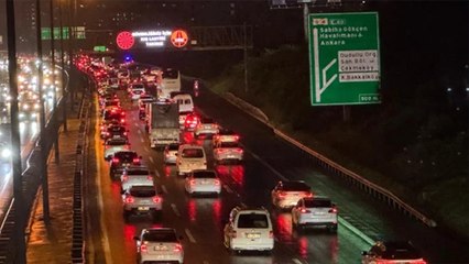 Bayram göçü gece boyu sürdü! Ucu bucağı görünmedi