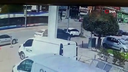 Yaşlı kadını hayattan koparan kaza kamerada