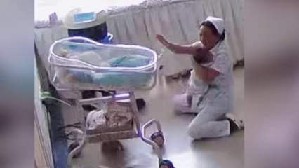 Çin’de deprem sırasında bebekleri korumaya çalışan hemşireler kameralara yansıdı