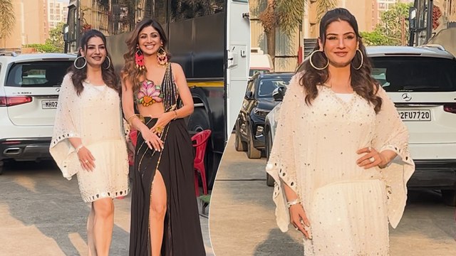 Raveena Tandon और Shilpa Shetty एक स्टूडियो के बाहर एक साथ हुए स्पॉटेड, दोनों ने की जमकर बातें