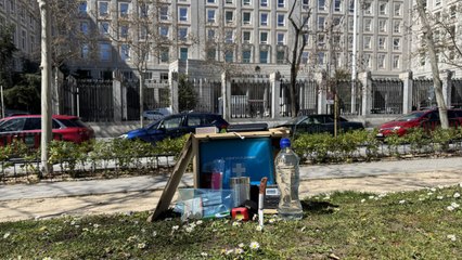 "¿Esto nos va a salvar la vida?": la reacción de los españoles al Kit de supervivencia de la UE