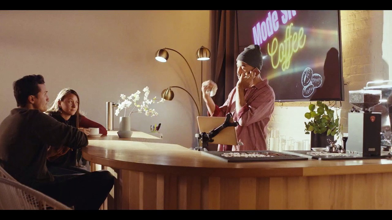 Love Bomb - Trailer (Deutsch) HD